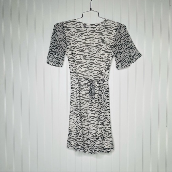 Abercrombie & Fitch Zebra Fit Button Up Mini Dress - Picture 6 of 7